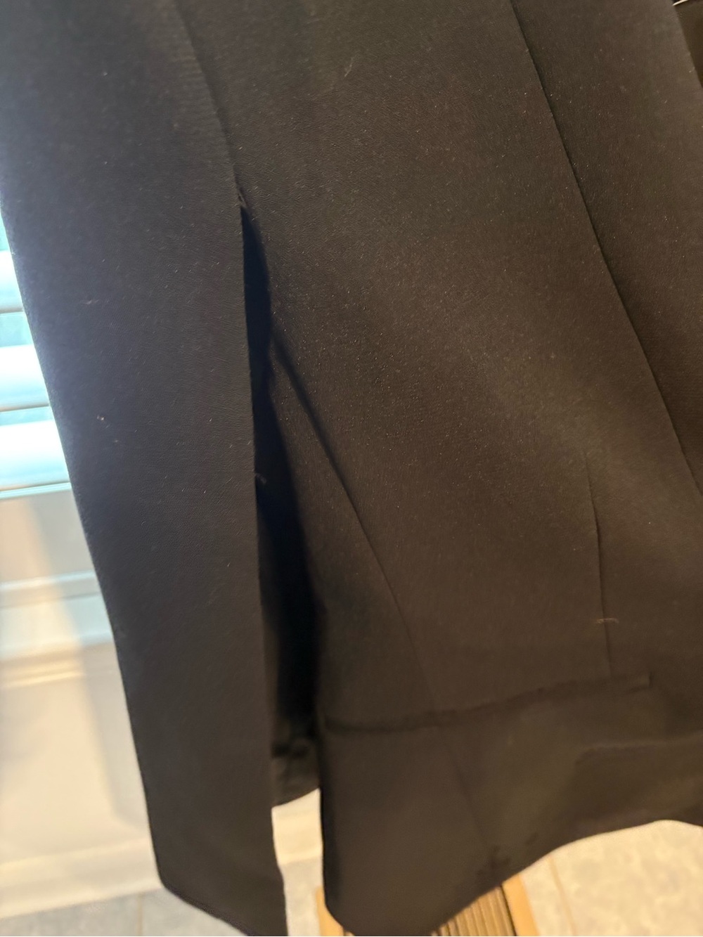 BCBGMaxAzria Black Structured Open-Front Cape Blazer - Picture 5 of 5